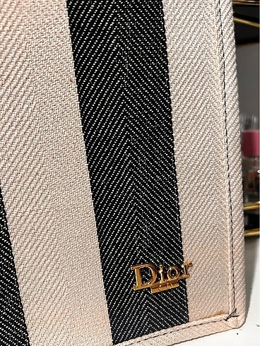 Dior Kol çantası