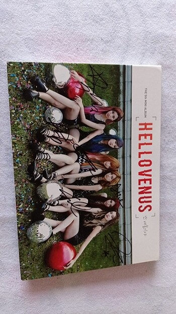 HELLO VENUS (İMZALI MÜZİK ALBÜMÜ)
