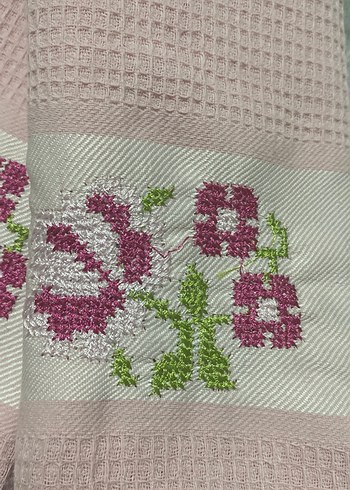 Diğer Pembe Nakışlı Mutfak Havlu Seti 2li Paket