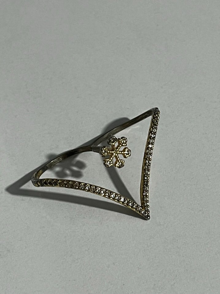 Altın Renkli İşlemeli Kadın Yüzük - Görsel 2