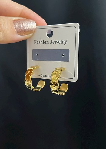 Altın Renk Küpe - Görsel 2