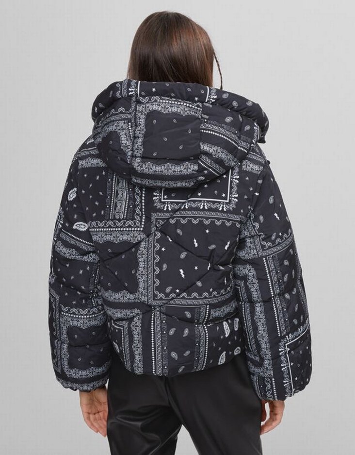 Bershka şal desenli kapüşonlu mont - Görsel 2