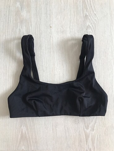 Penti bikini üstü