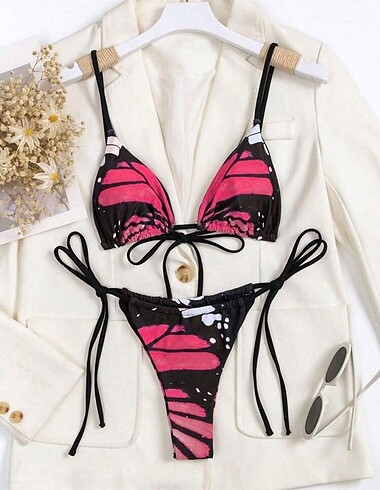 Sheinside kelebek desenli bikini takımı