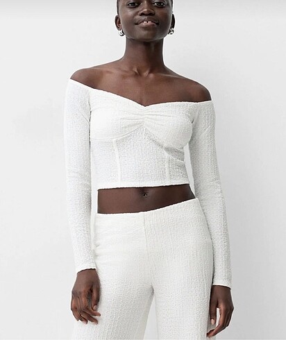 Bershka madonna yaka Gofre kumaş bluz