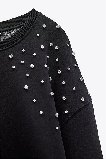 Zara yakası taşlı sweatshirt
