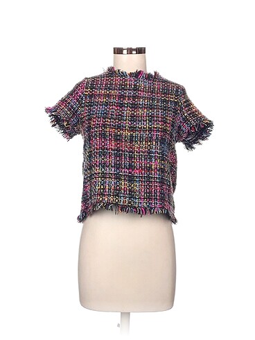 Zara Bluz %70 İndirimli.
