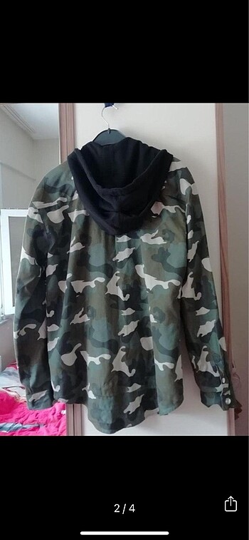 H&M H&M kamuflaj ceket