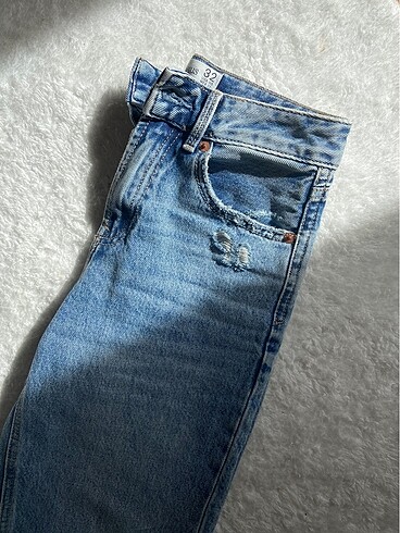 Jean .