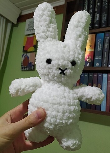 Diğer Kadife ipten amigurumi beyaz tavşan 