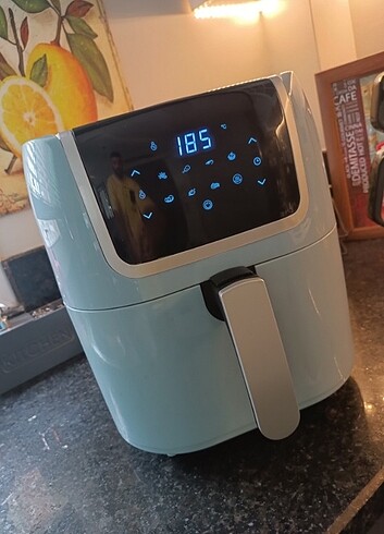 Sadece birkaç kez kullanılmış XXL Airfryer 