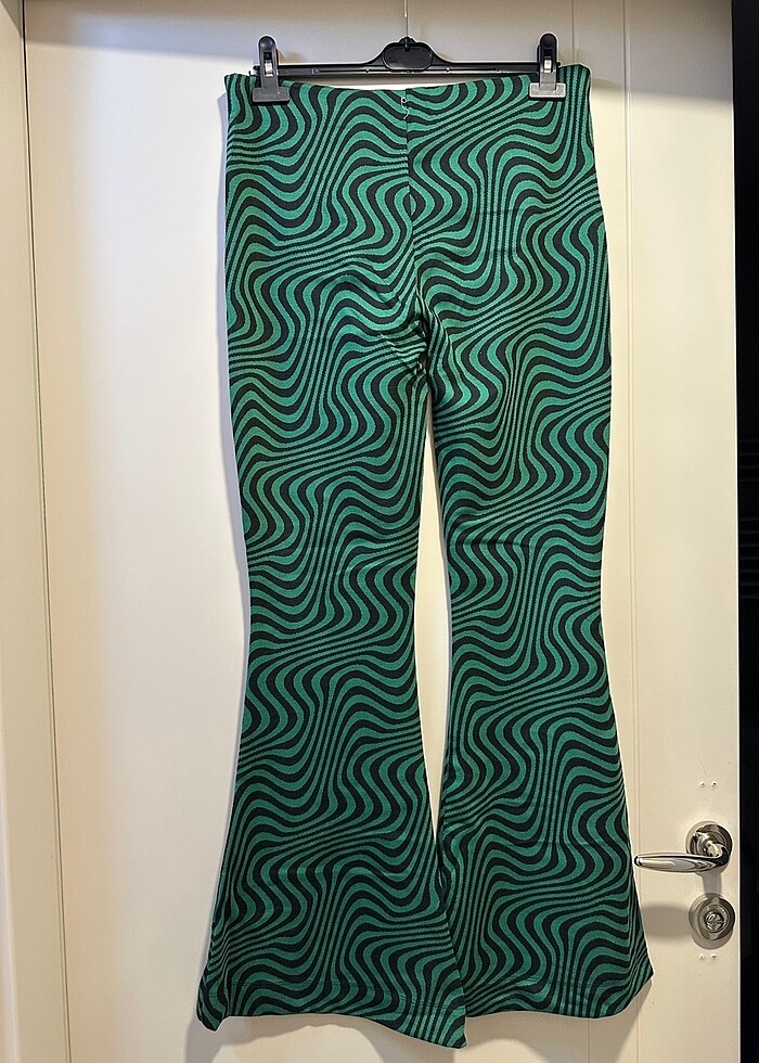 Zara marka hiç giyilmemiş triko İspanyol paça pantolon - Görsel 3