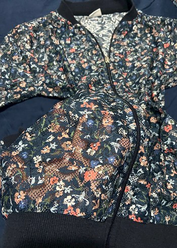 Çiçek Desenli Fermuarlı Kadın Ceket - Görsel 3