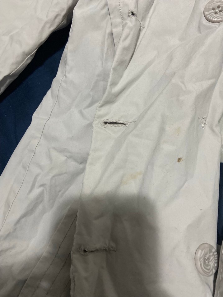 Düğmeli Beyaz Midi Kadın Trençkot - Görsel 3