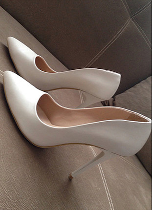 37 Beden ten rengi Renk Stiletto
