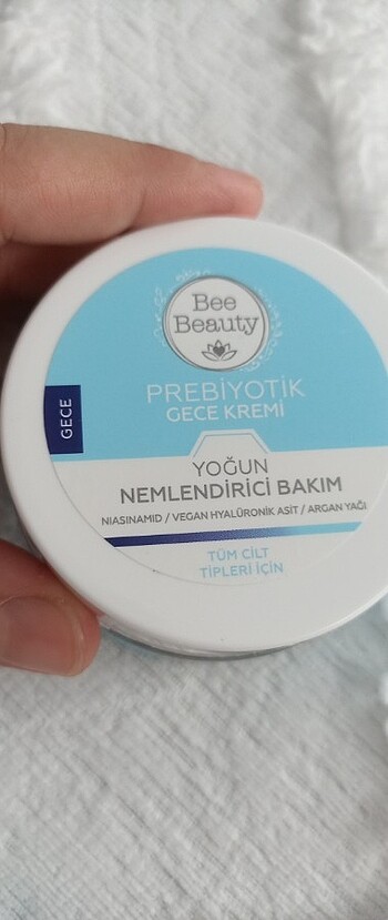 Beden Kadın krem