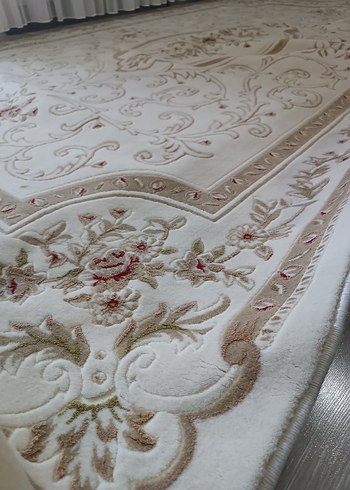İşlemeli Beyaz Klasik Halı Merinos halı 6 metre - Görsel 2
