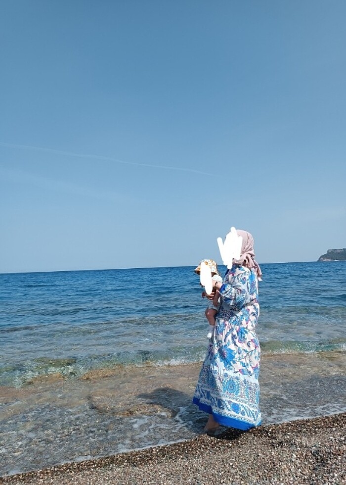 Desenli viskon elbise - Görsel 3