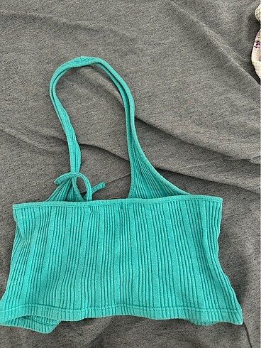 Pull and Bear pull and bear crop