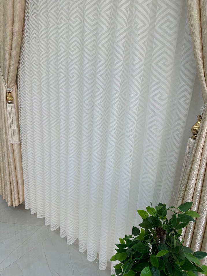 Modern Klasik Beyaz Nakışlı Tül Perde - Görsel 3