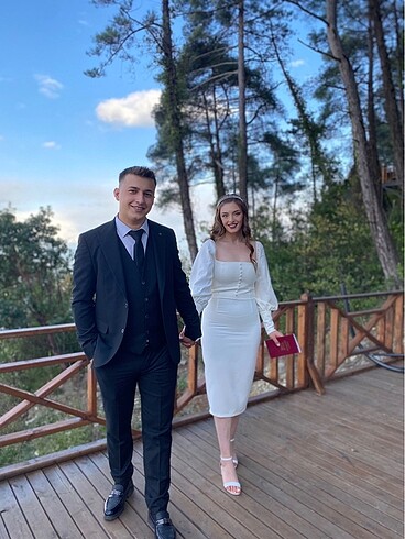 Gece ve nikah elbisesi