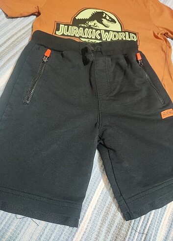 7 Yaş Beden H&m t-shirt ,LCW şort