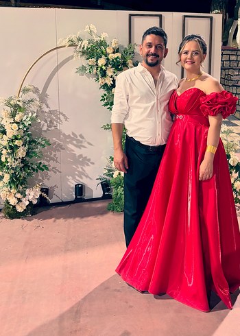 40 Beden Klasik Şıklık Kırmızı Straplez Uzun Abiye
