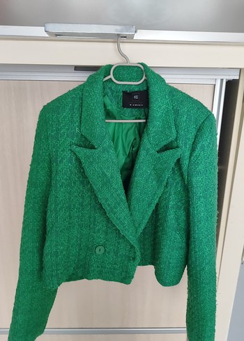 42 Beden Düğmeli Yeşil Mini Blazer
