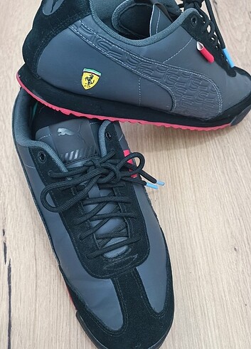 Puma Puma Ferrari spor ayakkabı