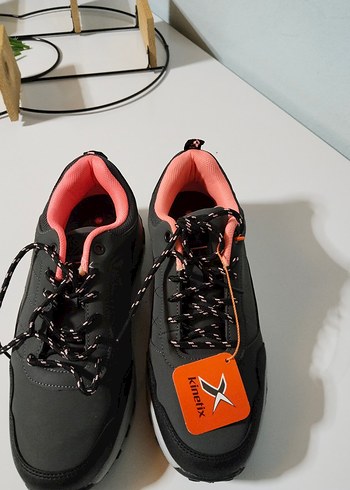 Gri Kadın Bağcıklı Spor Ayakkabı - Görsel 2