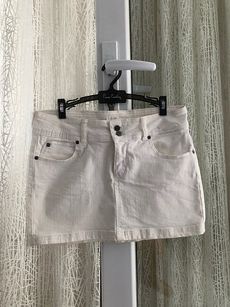 m Beden Bershka mini beyaz kot etek 