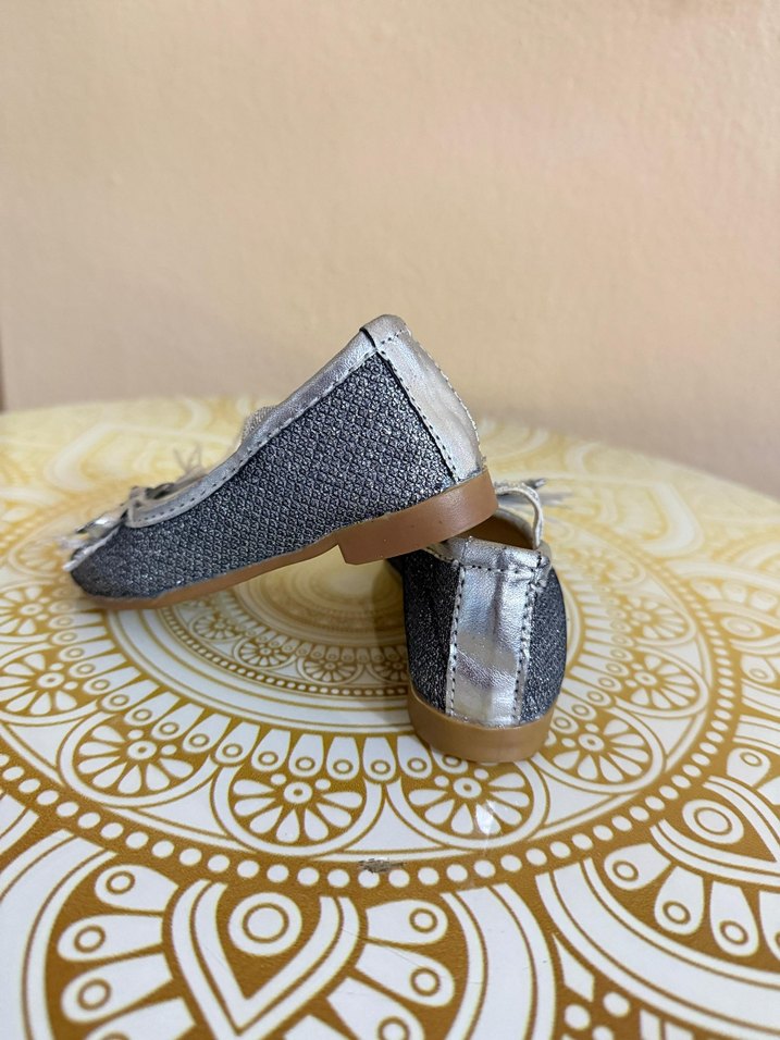 Kız Çocuk Gri Yılan Desenli Tokalı Babet - Görsel 4