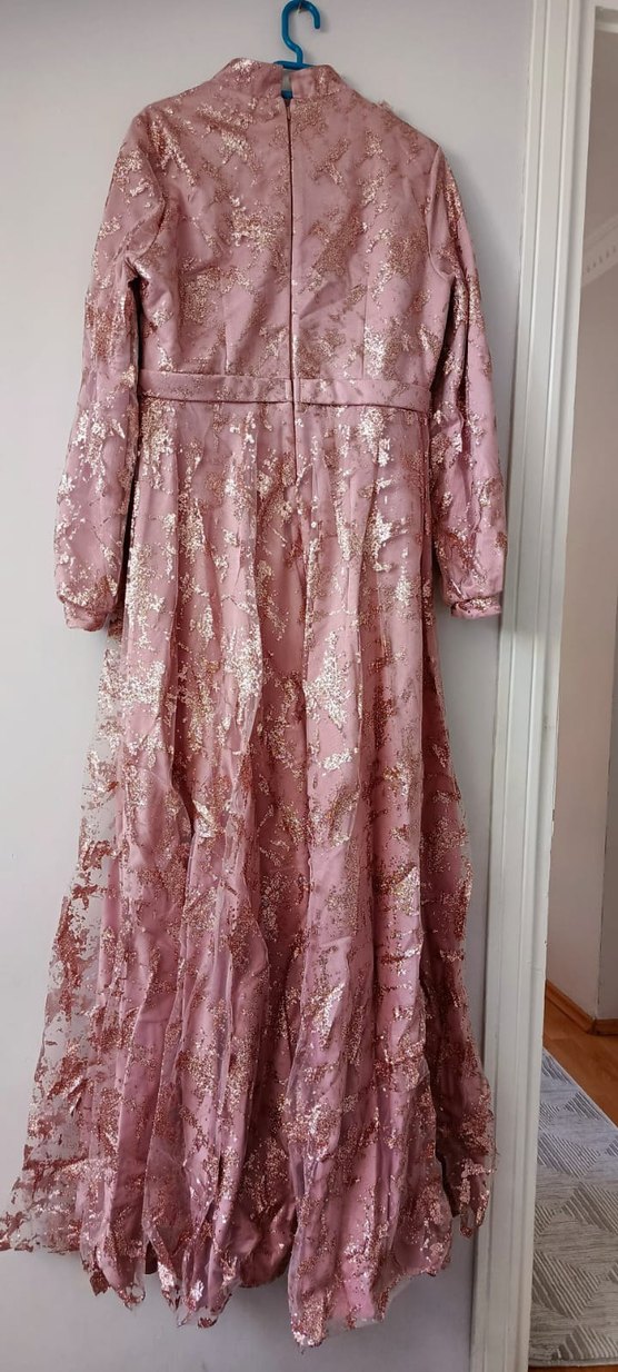 Bayan abiye Pembe İşlemeli Uzun Kollu V Yaka Elbise - Görsel 2