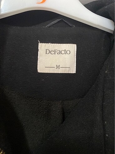 Defacto Siyah kaban