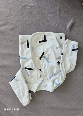 Uzun Kollu Beyaz Bebek Hastane Kıyafeti - Görsel 2