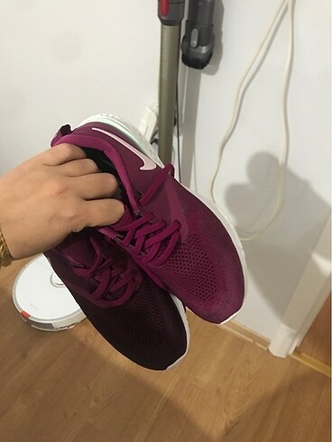 37,5 Beden Nike ayakkabı
