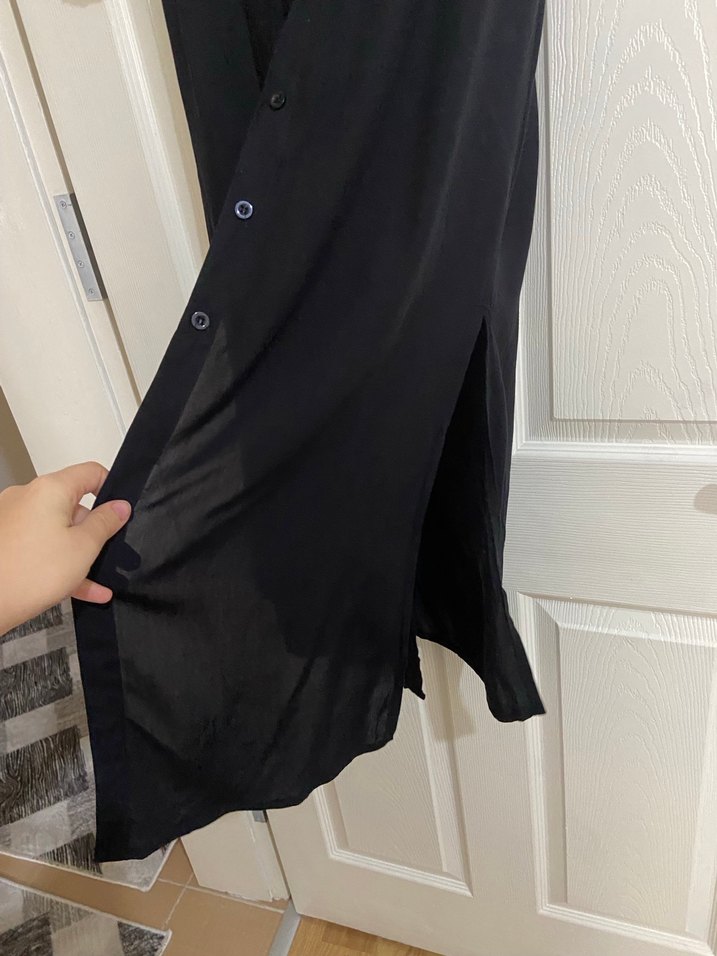 Düğmeli Siyah Uzun Gömlek Elbise - Görsel 3