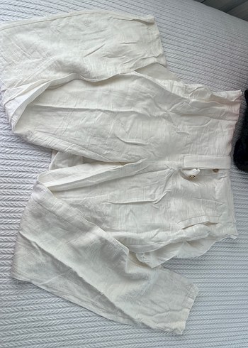 Beyaz Keten Kadın tulum - Kısa Kollu, Düğmeli - Görsel 2