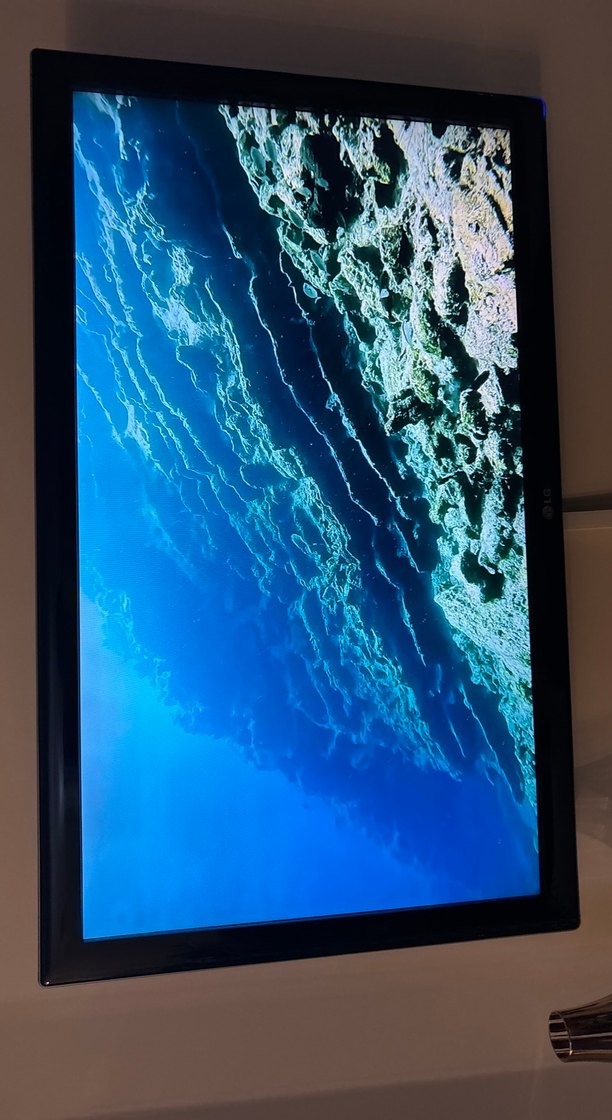 Siyah LG televizyon - Görsel 3