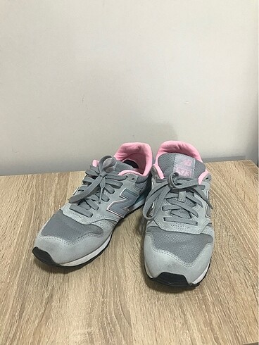 37 Beden gri Renk New Balance Bayan Ayakkabı