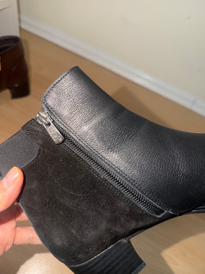 Siyah Deri Tokalı Kadın Bot İNCİ - Görsel 4