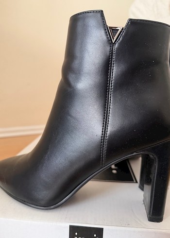 İnci Topuklu Kadın Bot Siyah - Görsel 7