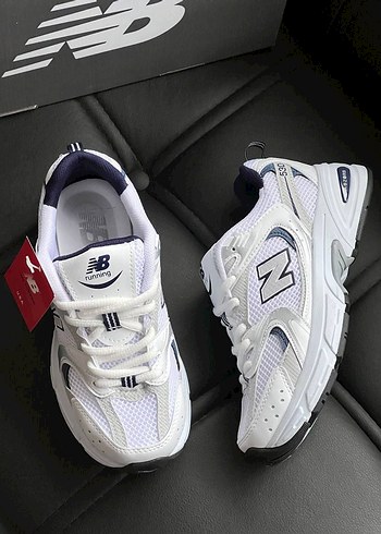 New Balance 530