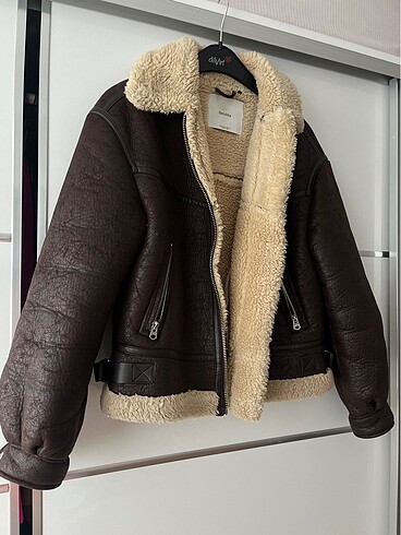 Bershka İçi Yünlü Ceket