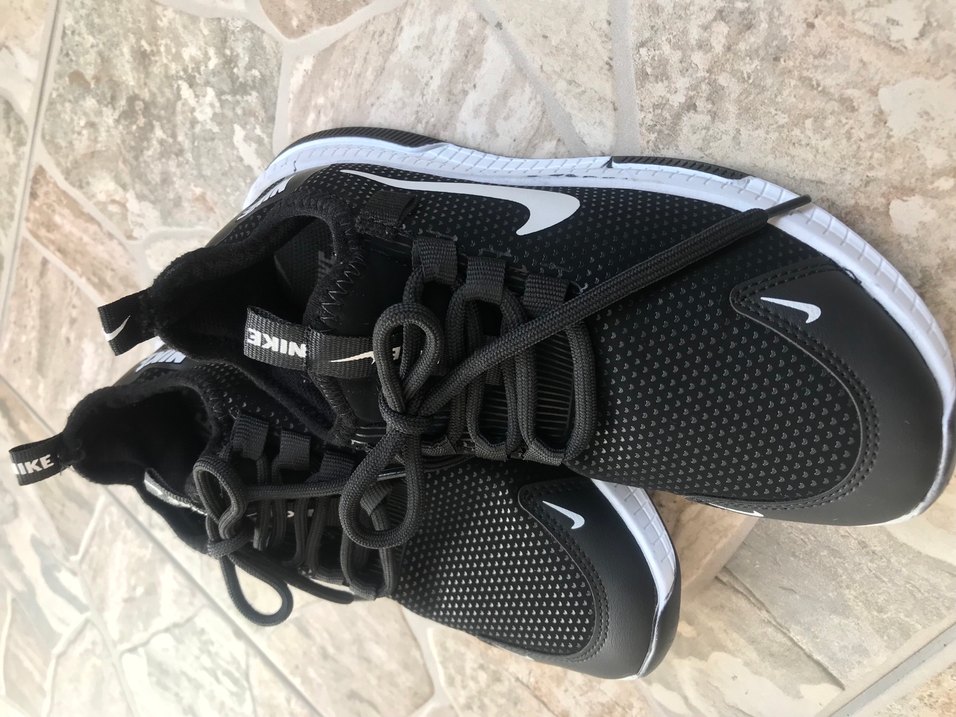 Nike Siyah Bağcıklı Kadın Spor Ayakkabı - Görsel 2