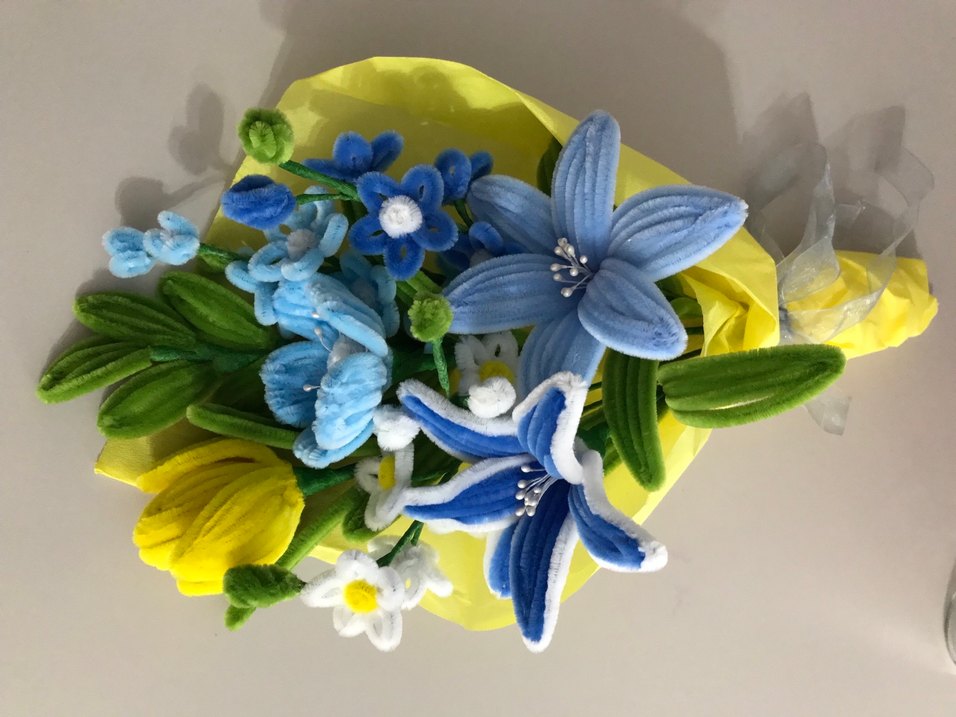 Maviş şönil Çiçek Buket - Görsel 2