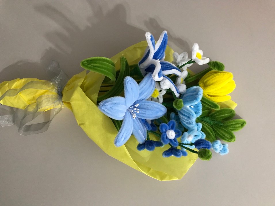 Maviş şönil Çiçek Buket - Görsel 3