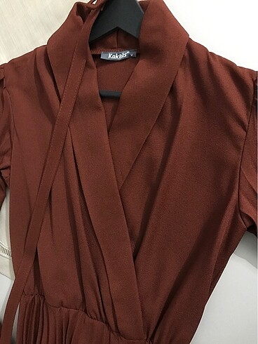 Kruvaze Yaka Eteği Pileli Kemerli Kiremit Elbise - Görsel 6