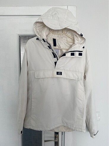 Pull And Bear Kanguru Mont (M)