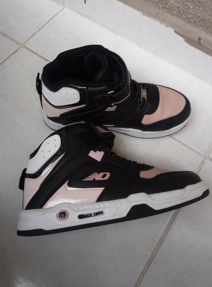 Kız Çocuk Siyah Pembe Spor Ayakkabı Velcro - Görsel 3